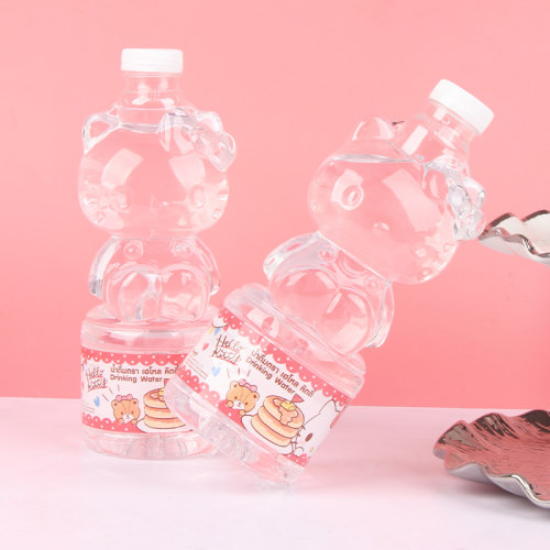 泰国进口桑三丽鸥HelloKitty可爱瓶装水饮用天然水620mL*12