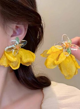 超仙耳环黄色雪纺花朵个性夸张耳饰耳钉耳坠2025新款度假旅游饰品