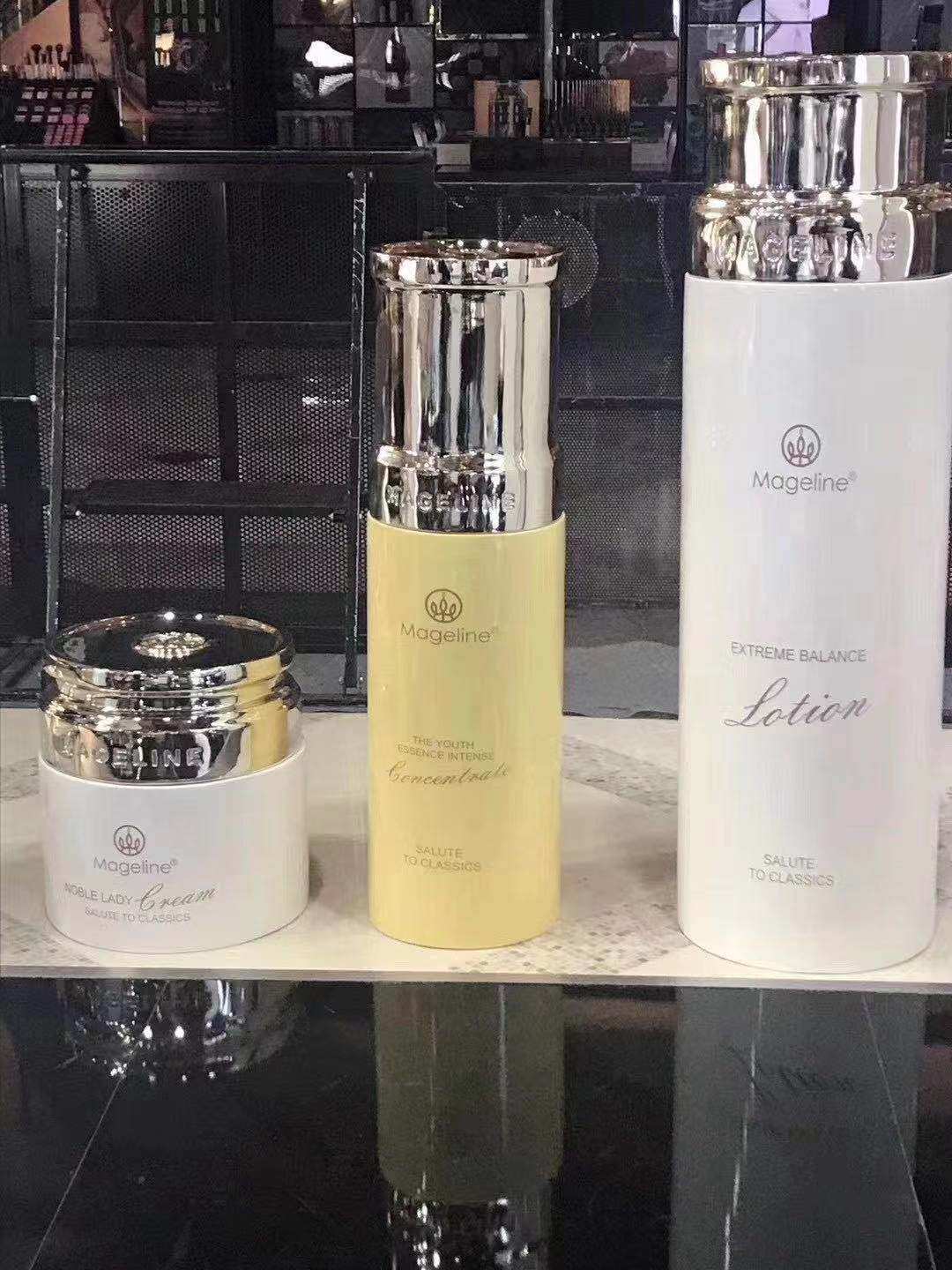 现货玻璃钢仿真化妆瓶香水瓶雕塑各种瓶子定制
