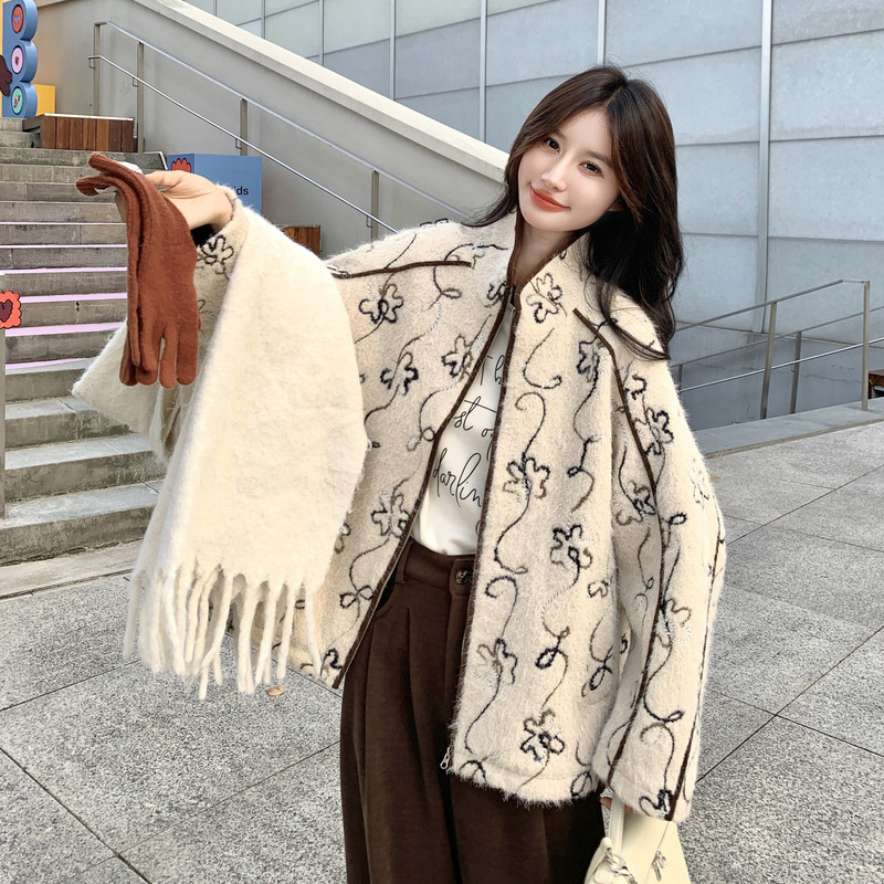 官网女装夏易菲实拍米色小香风提花刺绣毛呢外套2025新款法式宽松