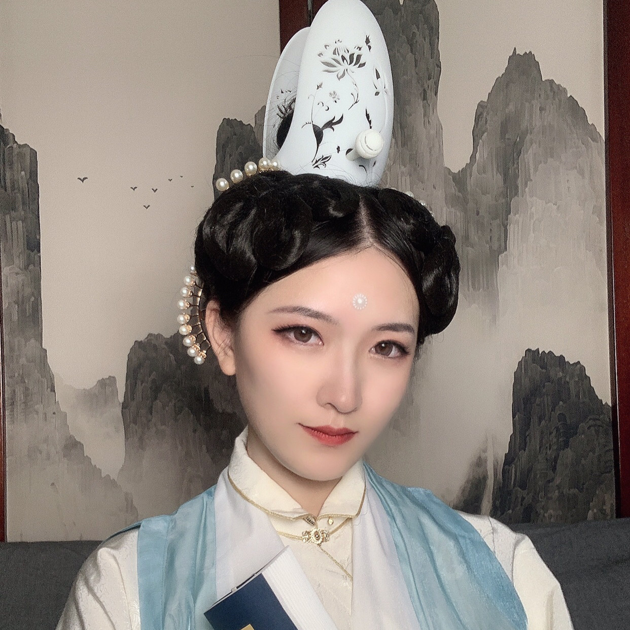 良造坊山口冠原创设计汉服配饰镂空雕花宋女冠3d打印发饰走秀同款