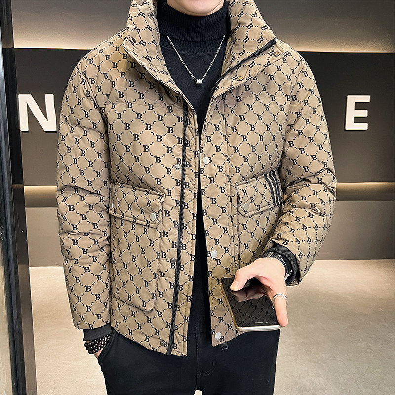新款大牌伦巴宝利娇羽绒服男帅气无帽时尚轻盈加厚立领秋冬款外套
