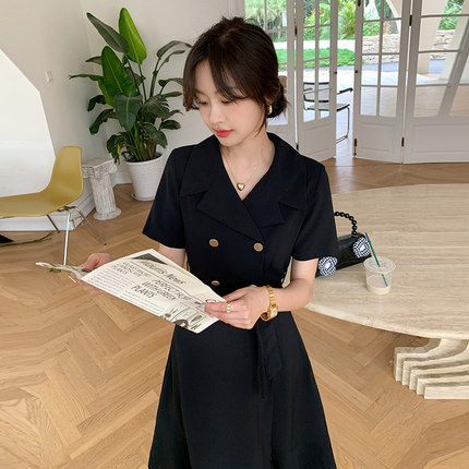 黑色连衣裙女2025夏高级感小个子黑裙气质正式场合雪纺短袖西装裙