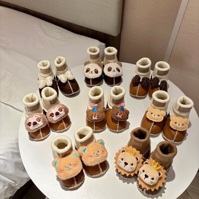 U桑坡1G新款A版羊皮毛一体宝宝鞋袜婴儿卡通可爱鞋男宝女宝G加绒