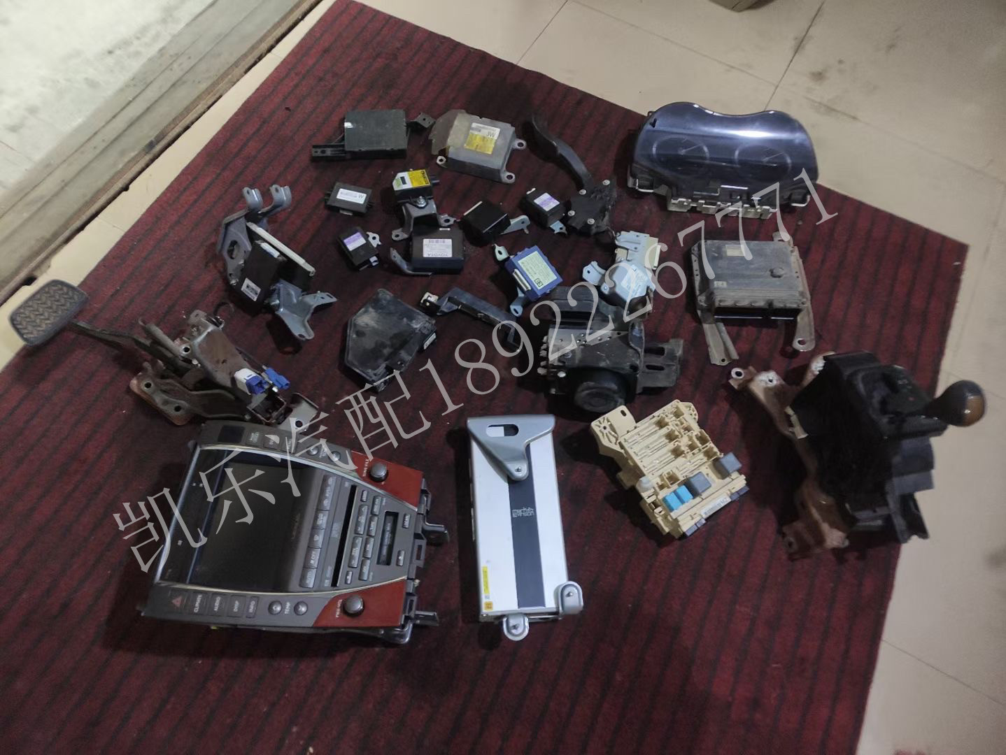 拆车件-ES350导航 工放 保险盒 电脑 防盗电脑 立柱 以及全车配件