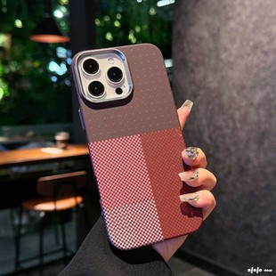 碳纤维纹超薄肤感抗指纹iPhone15promax磁吸保护套高级感16pm金属按键 轻奢风拼接适用苹果16promax手机壳新款