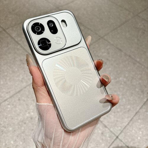 高级感磁吸磨砂极光手机壳