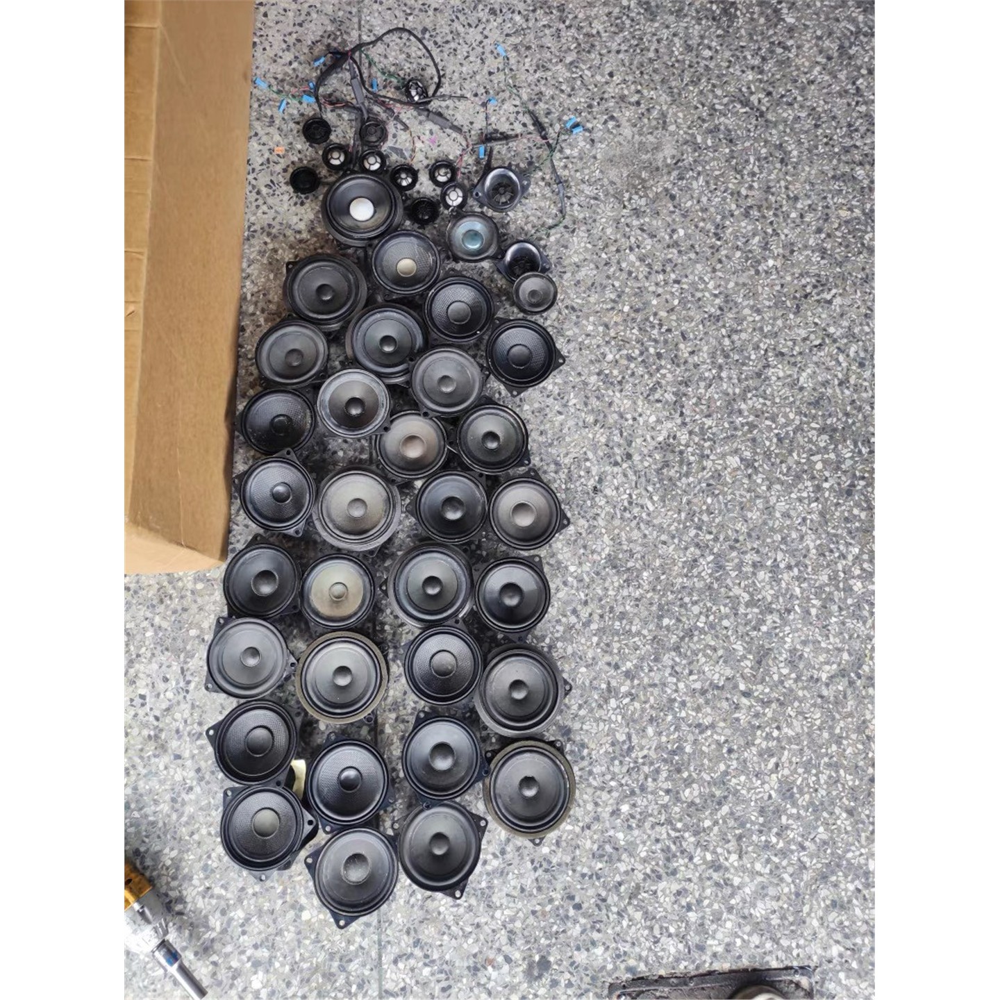 宝马喇叭1系/3系/5系/7系/X1/X3/X5拆车原车音响哈曼卡顿中音低音