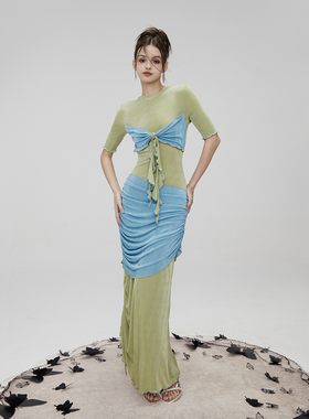 MildRate原创 悠长假日 撞色垂感立体褶皱抽绳长款修身显瘦连衣裙