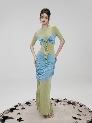 女神长款撞色褶皱抽绳连衣裙