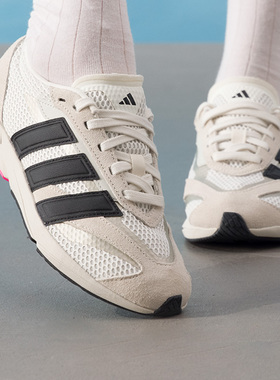 阿迪达斯女鞋2025秋季款LIGHTBLAZE LP网面透气减震跑步鞋JS3200