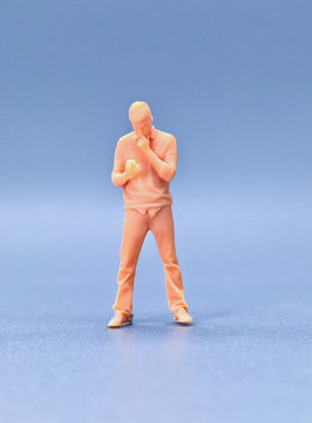 SuperGe1/64白模人偶低头看手机的男士素模直接上色S824