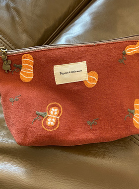 美摘棉麻童话风化妆包杉树圣诞树南瓜刺绣小猫咪可爱收纳包中包布