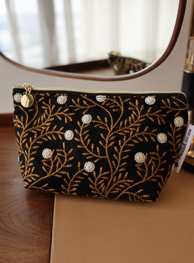刺绣花藤法式化妆包黑色深色耐脏护肤品日常旅行小号拉链收纳袋女