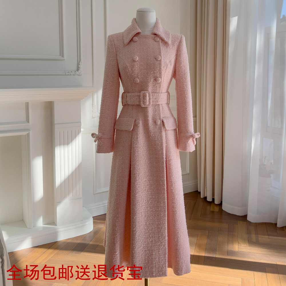衣阁里拉2025秋冬新品粉色气质长款收腰显瘦保暖毛呢外套女