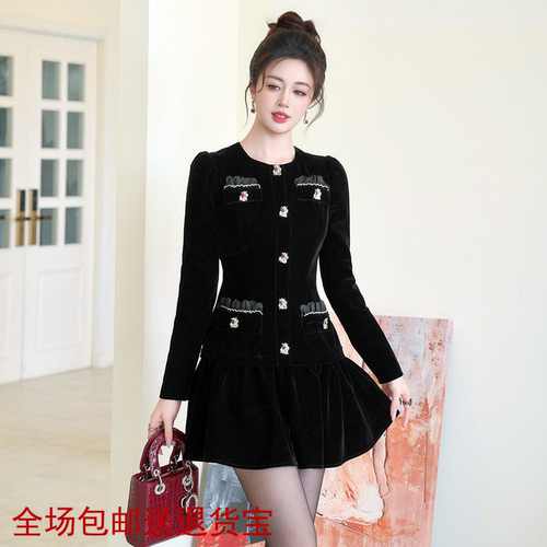 秋冬法式小香风丝绒连衣裙女收腰显瘦钉珠装饰名媛风A字裙21920