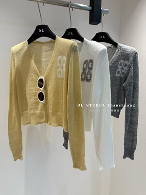 十三行2026春季新款韩版时尚数字V领针织开衫女显瘦短款上衣B1133