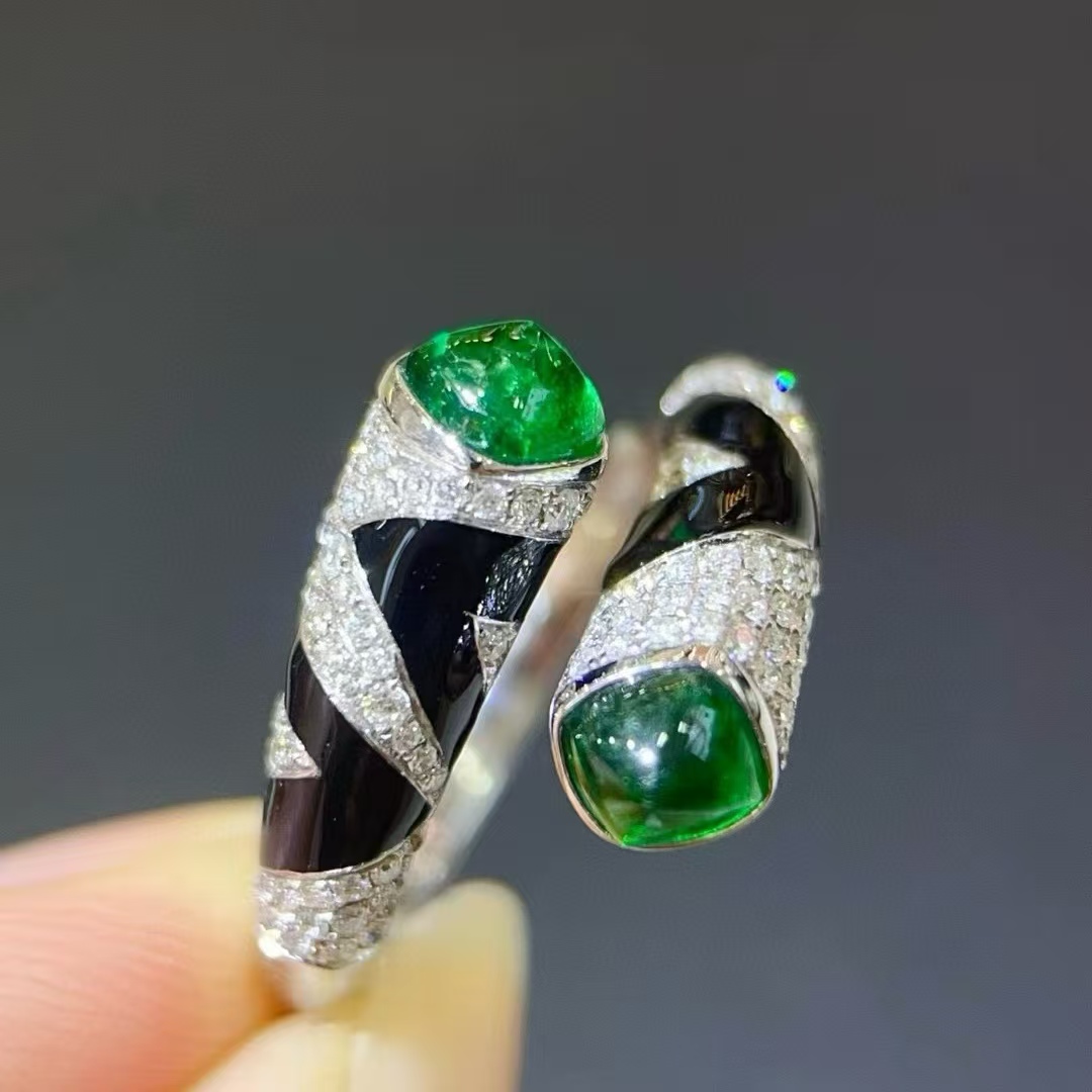 18K金钻石镶嵌 天然祖母绿戒指 主石1克拉 复古风 开口设计