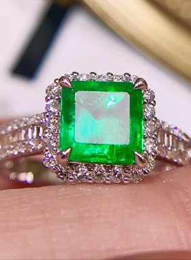 18K钻石镶嵌 哥伦比亚祖母绿戒指 复古老钱风 vivid green 鲜绿色