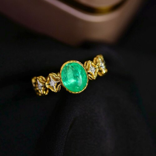 18K金镶嵌哥伦比亚祖母绿戒指 主石1.23克拉 精致百搭减龄款