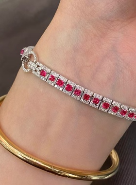 18K金钻石镶嵌 天然尖晶石手链 主石2.09克拉 颜色鲜艳 时尚大方