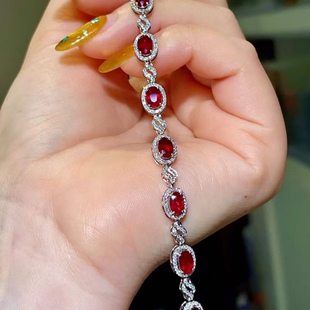 主石4.1克拉 鸽血红强荧光 超高品质红宝石手链 18K金钻石镶嵌