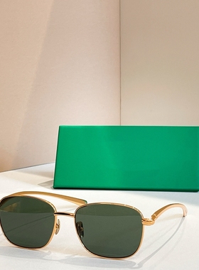 时尚港风2025新款防晒墨镜女防紫外线开车男士眼镜复古太阳镜近视