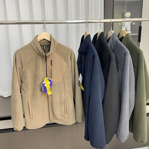 立领保暖摇粒绒外套加倍保暖