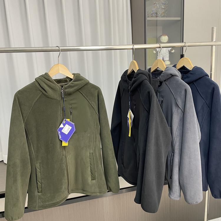 舒适连帽休闲摇粒绒外套