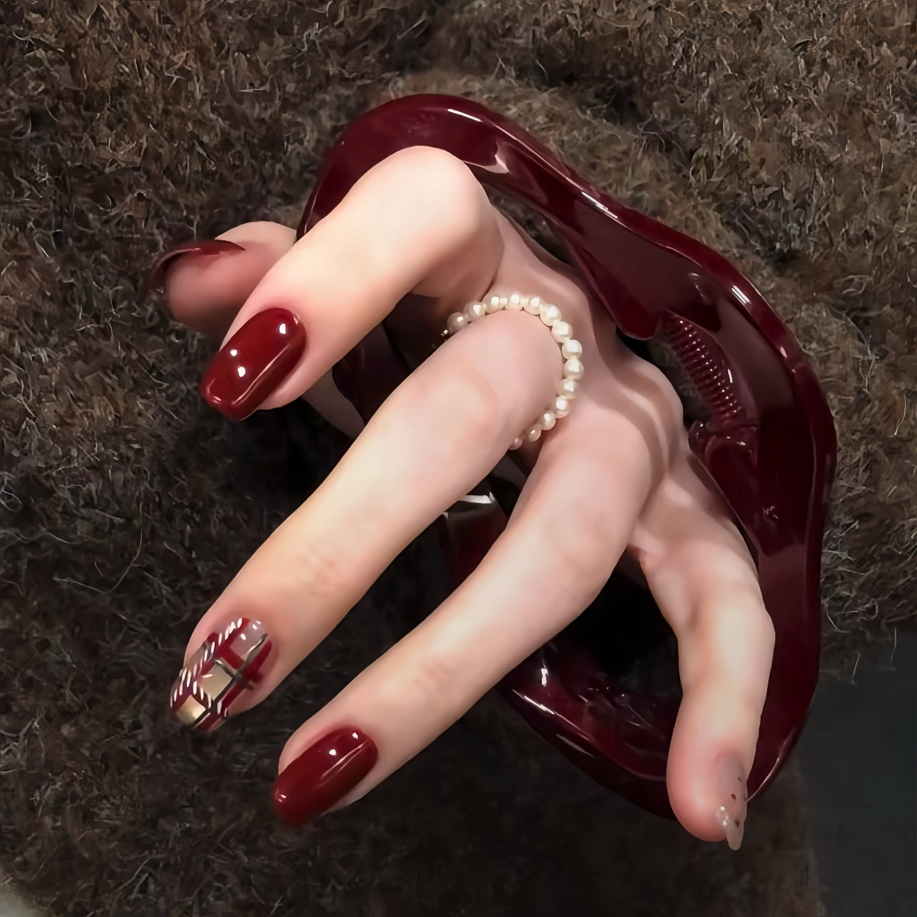 秋冬氛围感圣诞款红棕色格纹猫眼甲片穿戴甲短款高级感短款显白