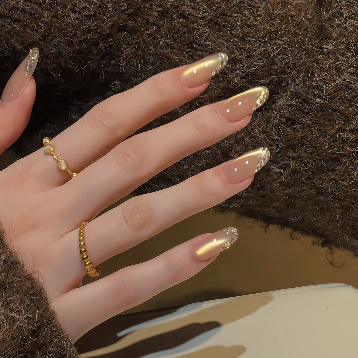 手工千金感秋冬金色侧光猫眼指尖钻显白高级感穿戴甲中长2025新款