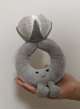 正版现货JELLYCAT钻戒毛绒玩具可爱戒指造型玩偶现货男女通用礼物
