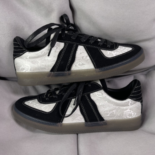 男学生百搭休闲板鞋 国潮男鞋 ins潮牌小众复古黑白透气低帮德训鞋