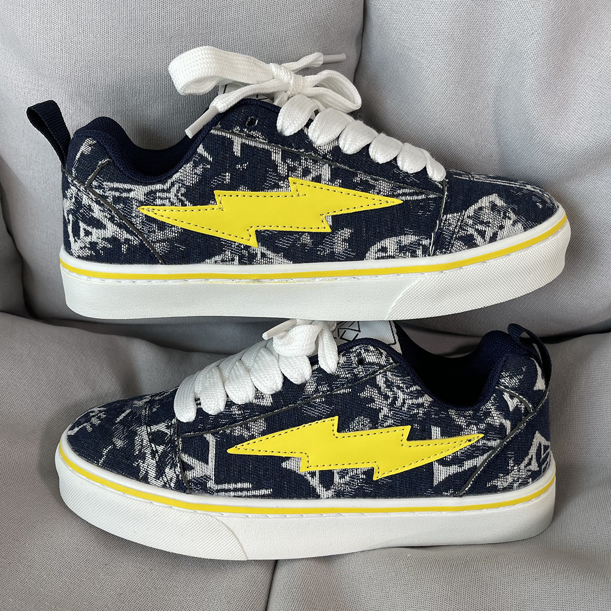 男鞋小众原创闪电面包鞋运动板鞋