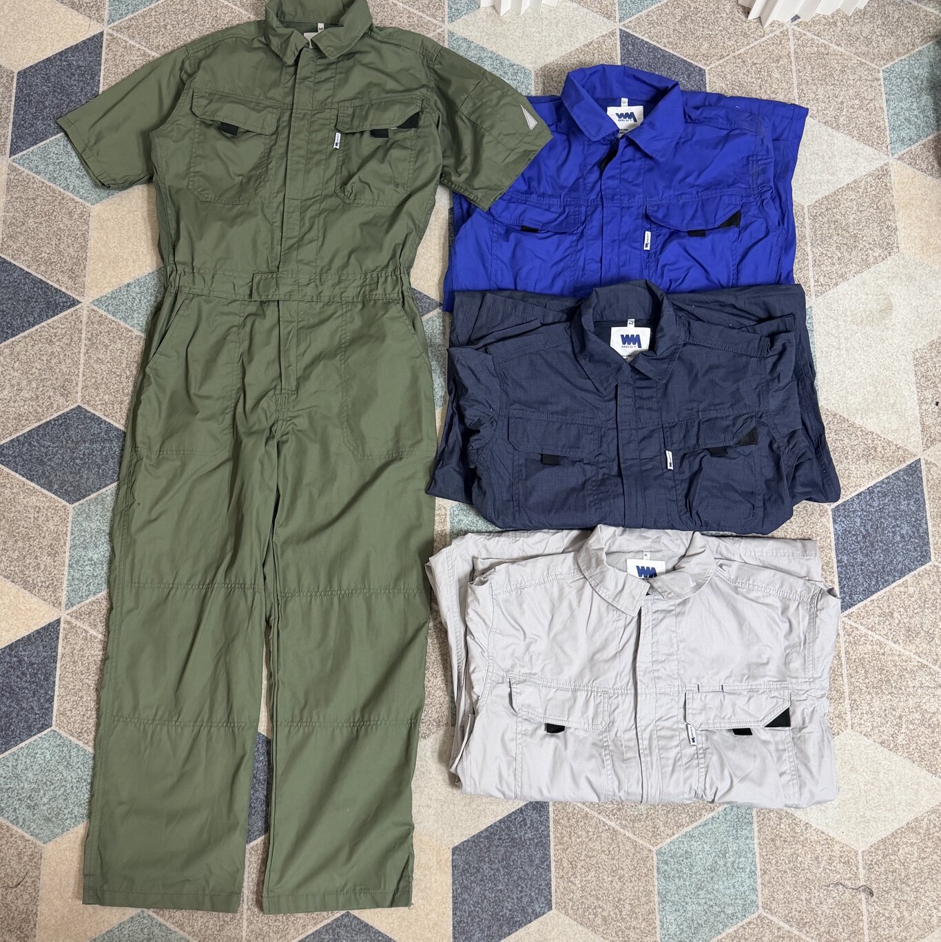外贸尾货男款夏季短袖长裤连体服棉布拼接透气网眼工作服男款图片