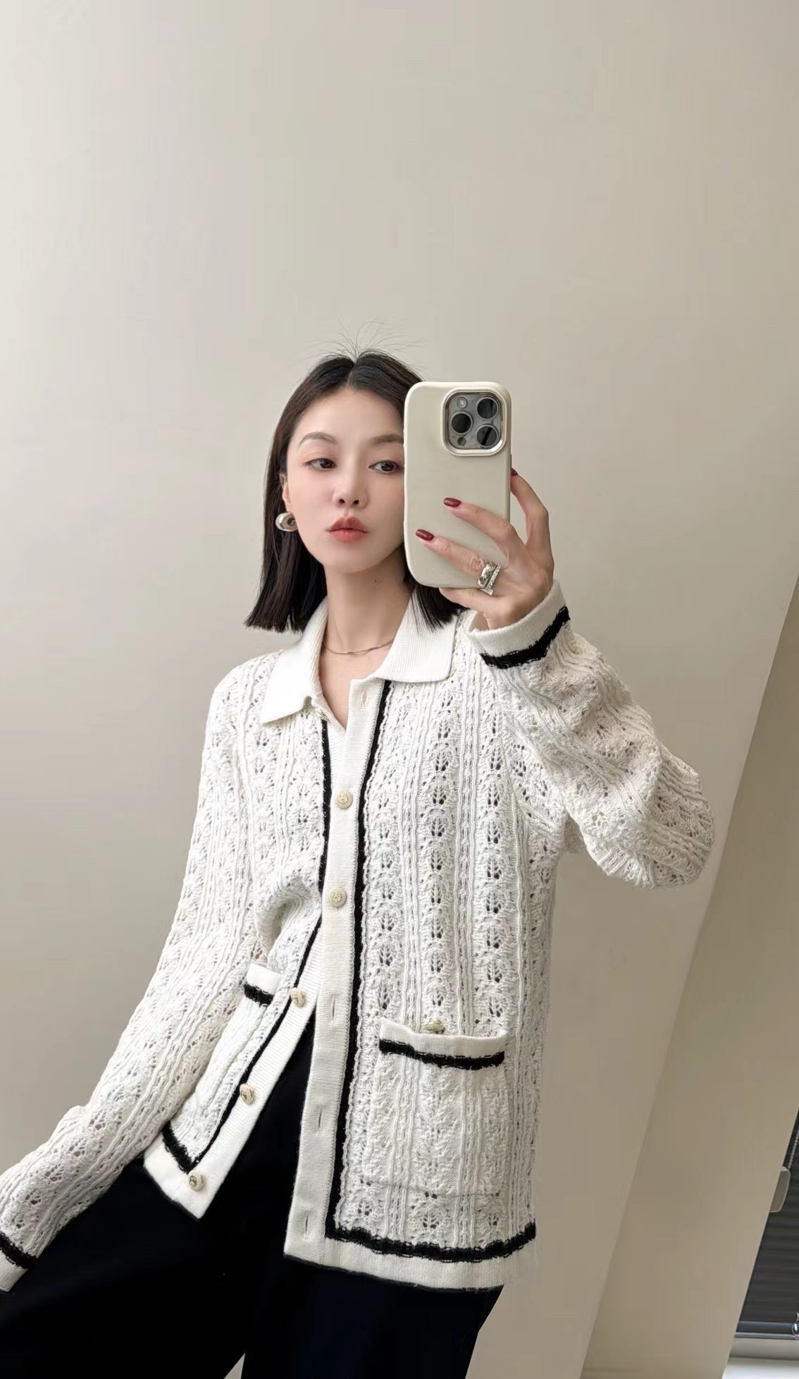 小香风2025秋季新款法式羊毛轻奢镂空针织开衫女宽松显瘦毛衣外套,女装/女士精品,毛针织衫,淘宝优惠券,粉丝福利购,淘宝优惠卷