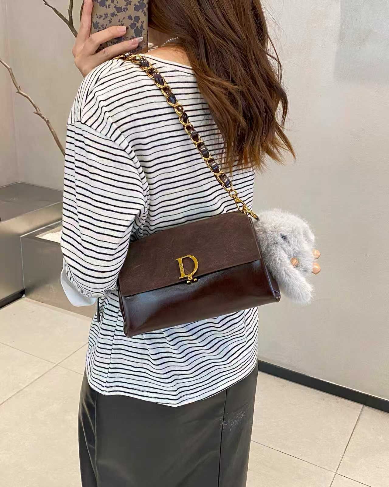 美缇女包小磨砂皮链条单肩斜挎潮