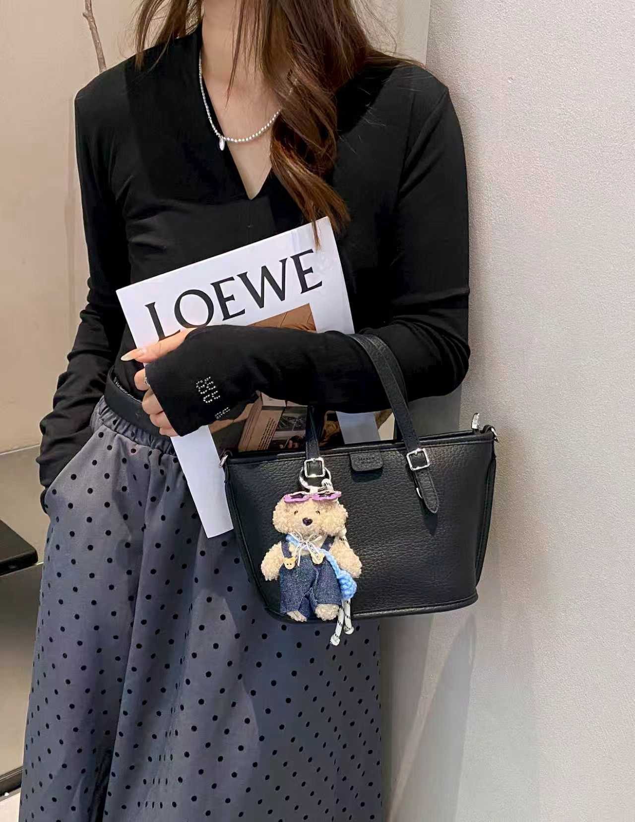 美缇2026新款女包高级感荔枝纹手提花篮包时尚百搭单肩斜挎包小包