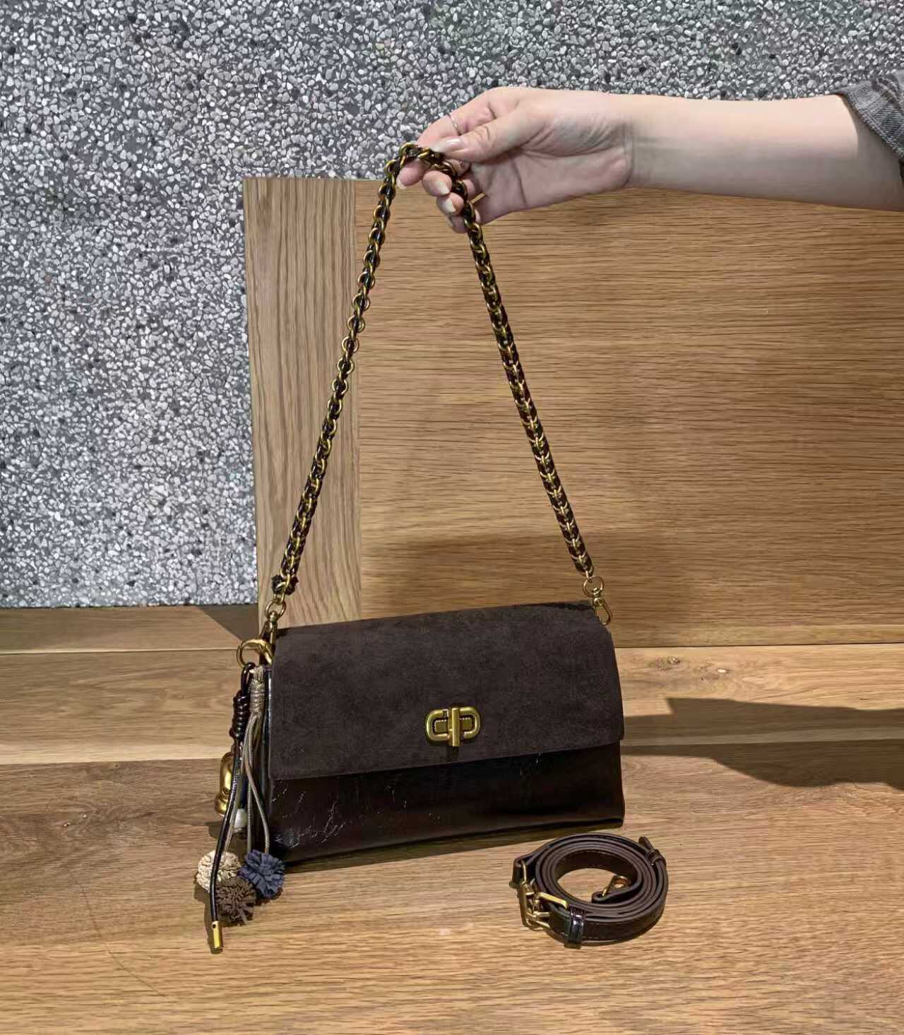 美缇女包磨砂皮链条单肩斜挎休闲