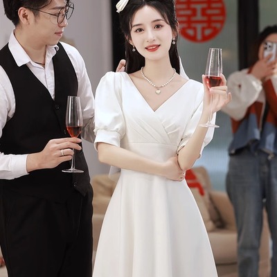 订婚连衣裙遮肚子平时可穿法式