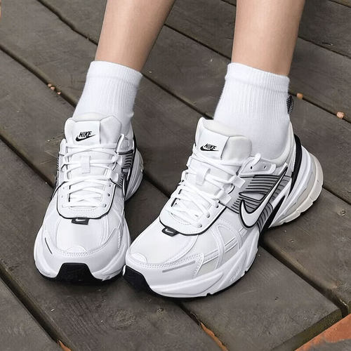 Nike耐克厚底女鞋V2K RUN 运动鞋Nike新款老爹鞋缓震休闲跑步鞋