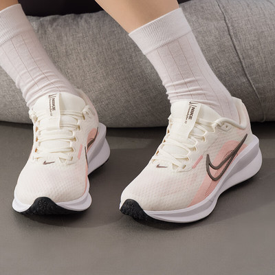 NIKE耐克跑步鞋女鞋登山鞋旅行鞋运动鞋Downshifter 13跑鞋FD6476