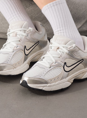 NIKE耐克轻便运动鞋女鞋秋季新款网面休闲鞋V5 RNR老爹鞋大童鞋潮