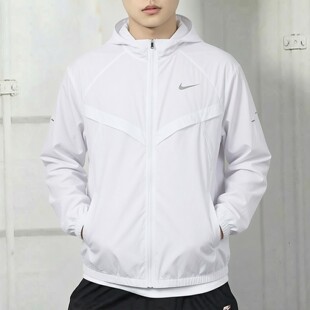 Nike耐克新款男子防晒夹克薄款防水运动服跑步训练外套连帽款上衣