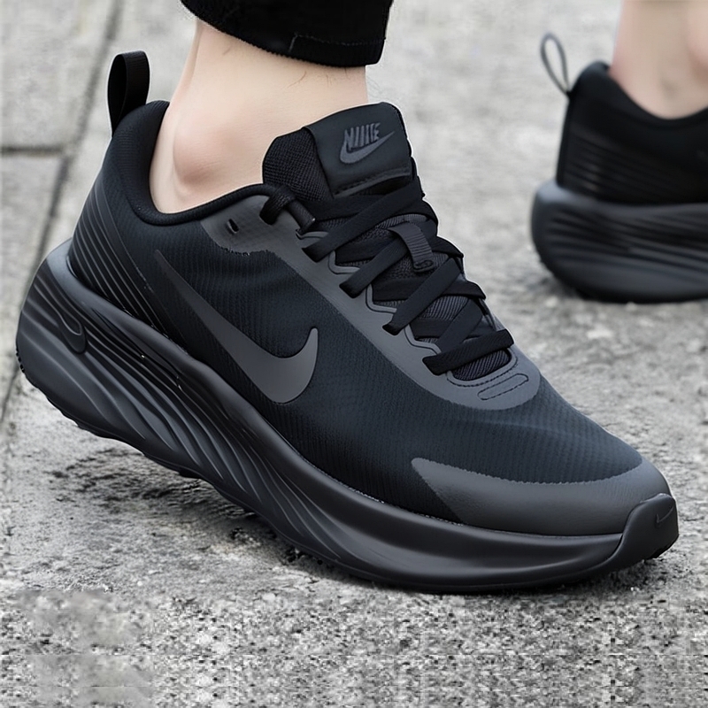 NIKE耐克男鞋夏季新款缓震运动鞋黑色轻便网面透气休闲鞋跑步鞋