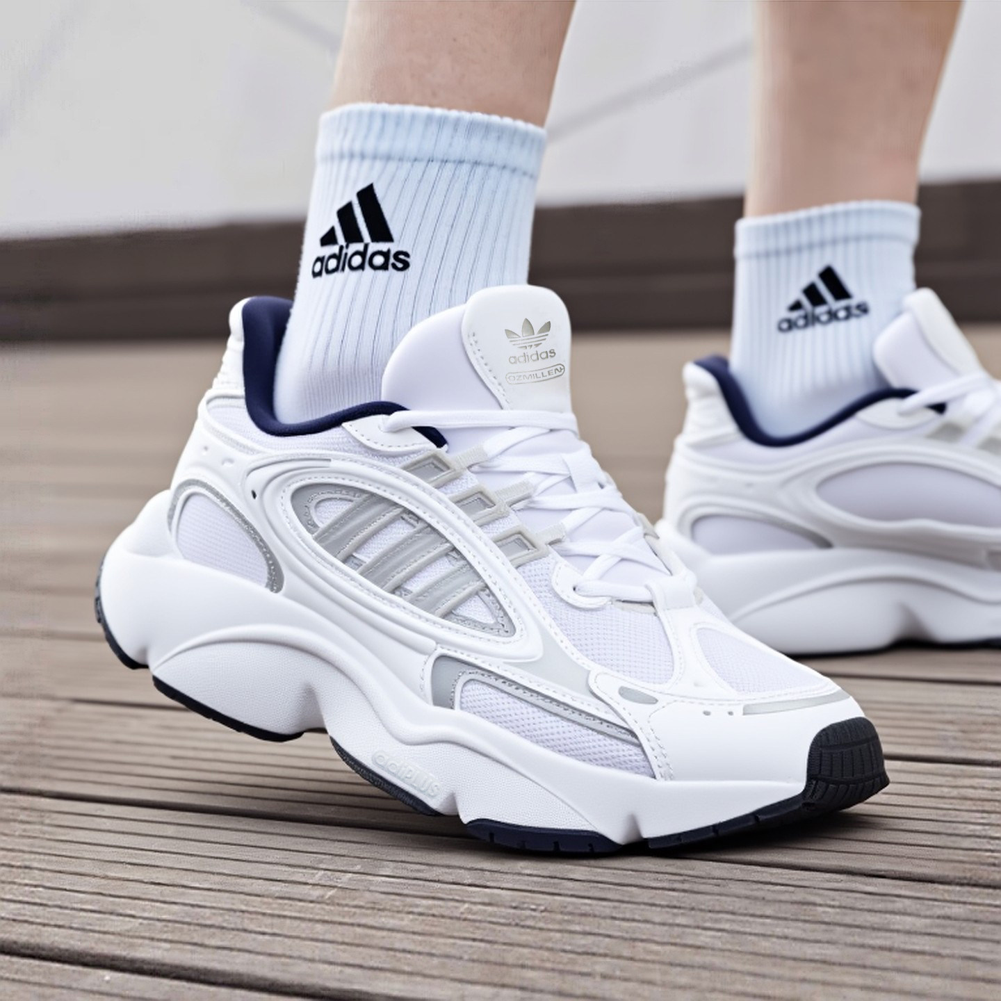 阿迪达斯男女鞋春季新款透气网面白色休闲鞋厚底缓震情侣老爹鞋男