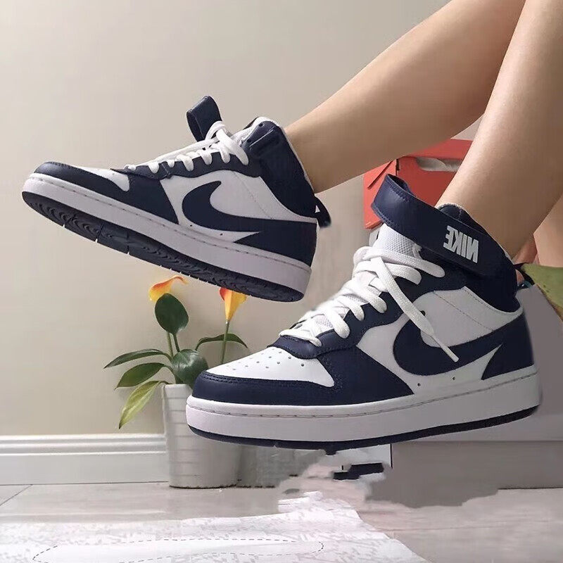 Nike假一赔十运动休闲板鞋图片