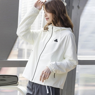 阿迪达斯梭织外套女款秋季新款宽松休闲上衣超好看防风运动外套