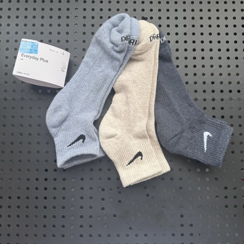 耐克男女运动袜中筒袜棉质休闲袜