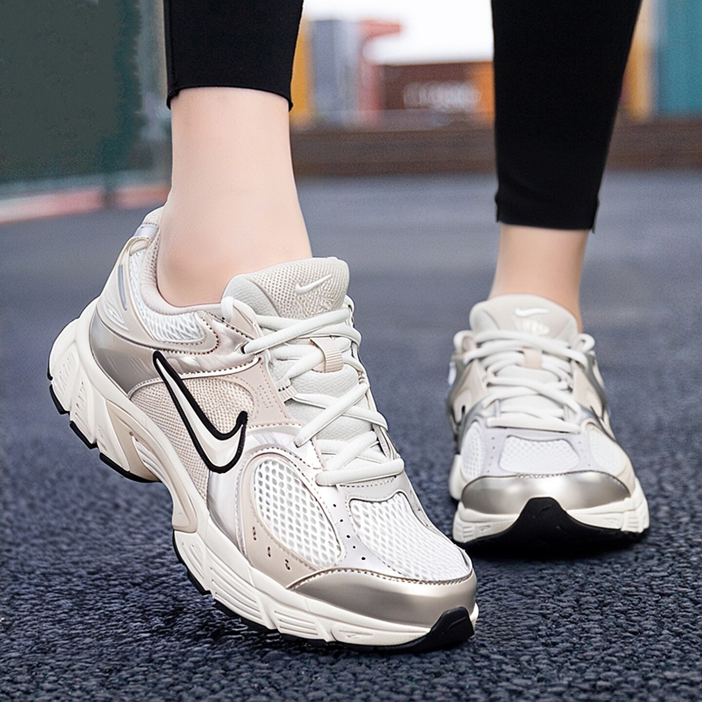 NIKE耐克女鞋秋季新款舒适运动鞋耐磨透气训练跑步鞋休闲鞋老爹鞋